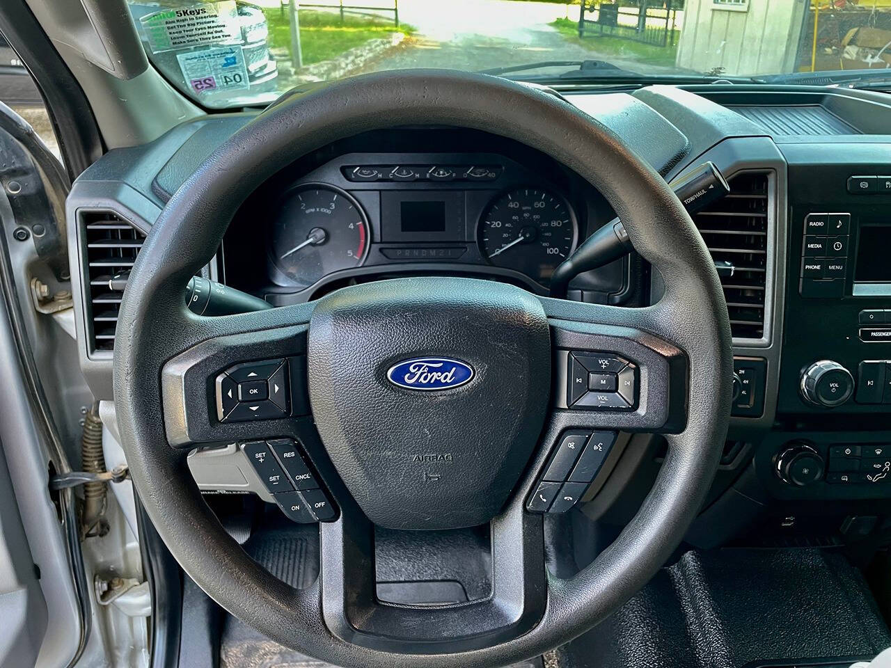 2019 Ford F-250 Super Duty for sale at Sthrn Truck & Auto, LLC. in Weatherford, TX