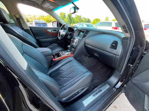2011 Infiniti FX35