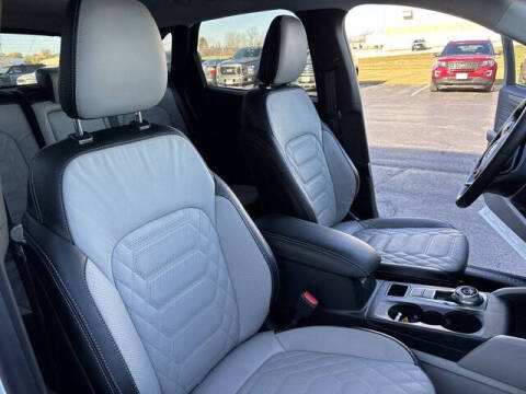 2024 Ford Escape Platinum