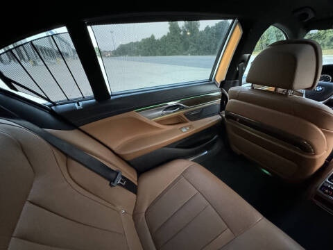 2018 BMW 7 Series 740i