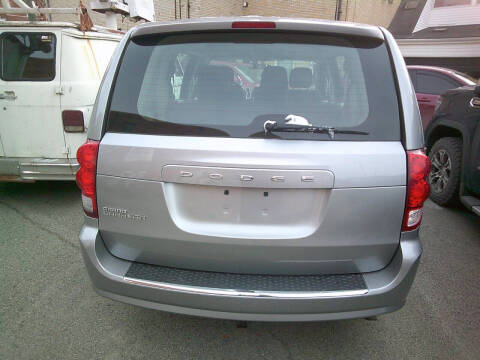 2016 Dodge Grand Caravan American Value Package