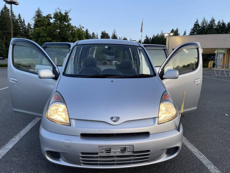 2000 Toyota Funcargo Yaris