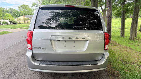 2016 Dodge Grand Caravan SXT Plus