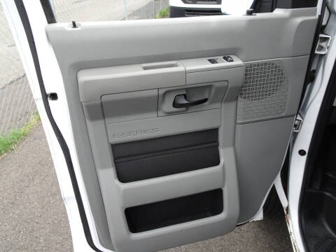 2013 Ford E-Series E-250