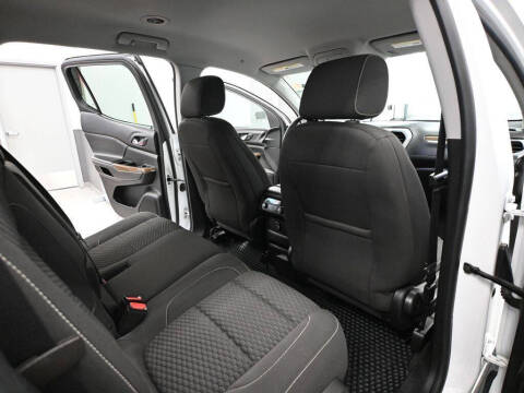 2017 GMC Acadia SLE-2