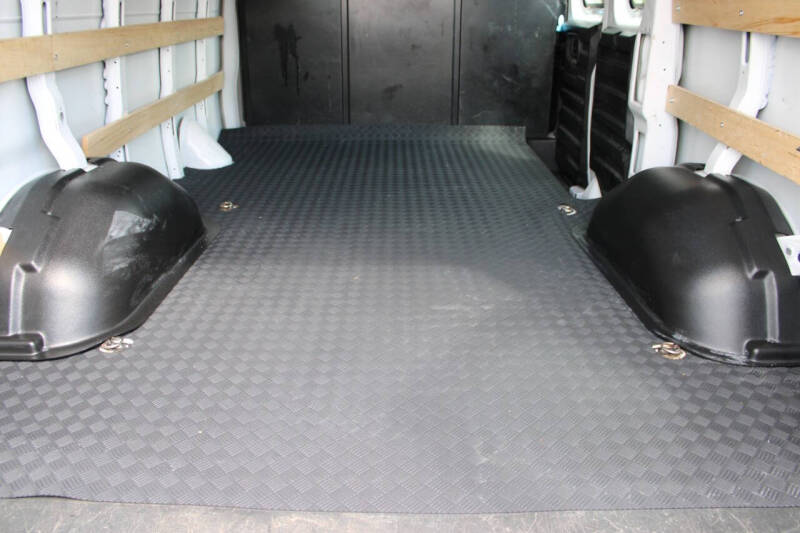 2023 GMC Savana 2500