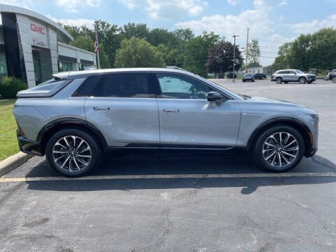 2024 Cadillac LYRIQ Sport 1