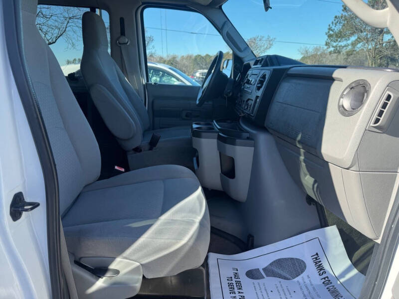 2012 Ford E-Series E-350 SD