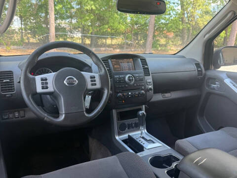 2012 Nissan Pathfinder SV