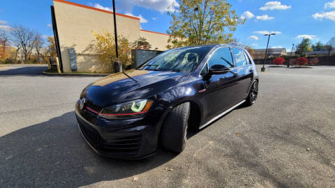 2017 Volkswagen Golf GTI Sport