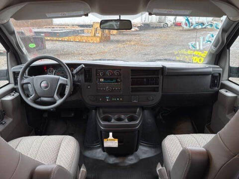 2025 GMC Savana 2500