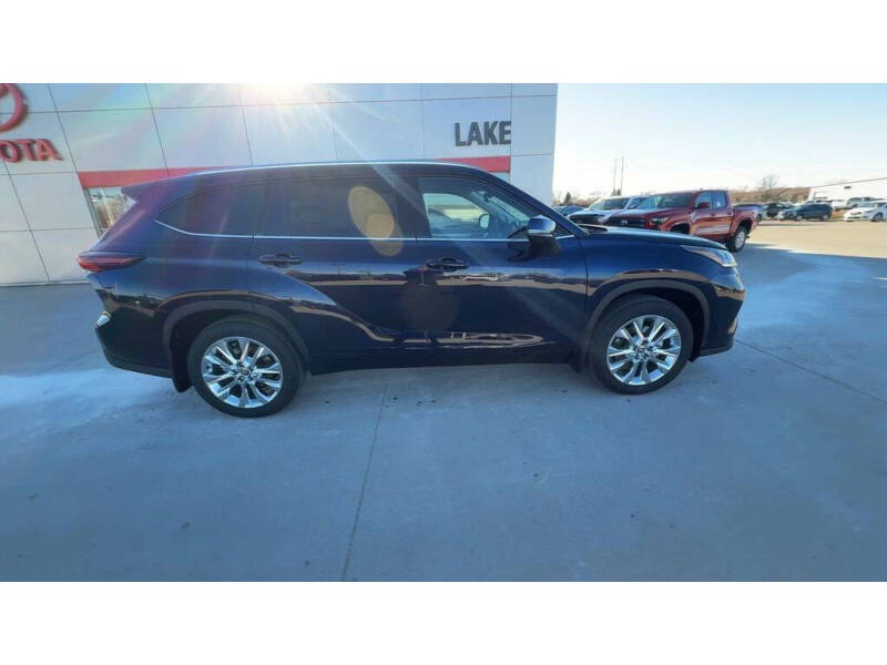 2026 Toyota Highlander Limited