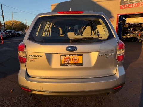 2016 Subaru Forester 2.5i