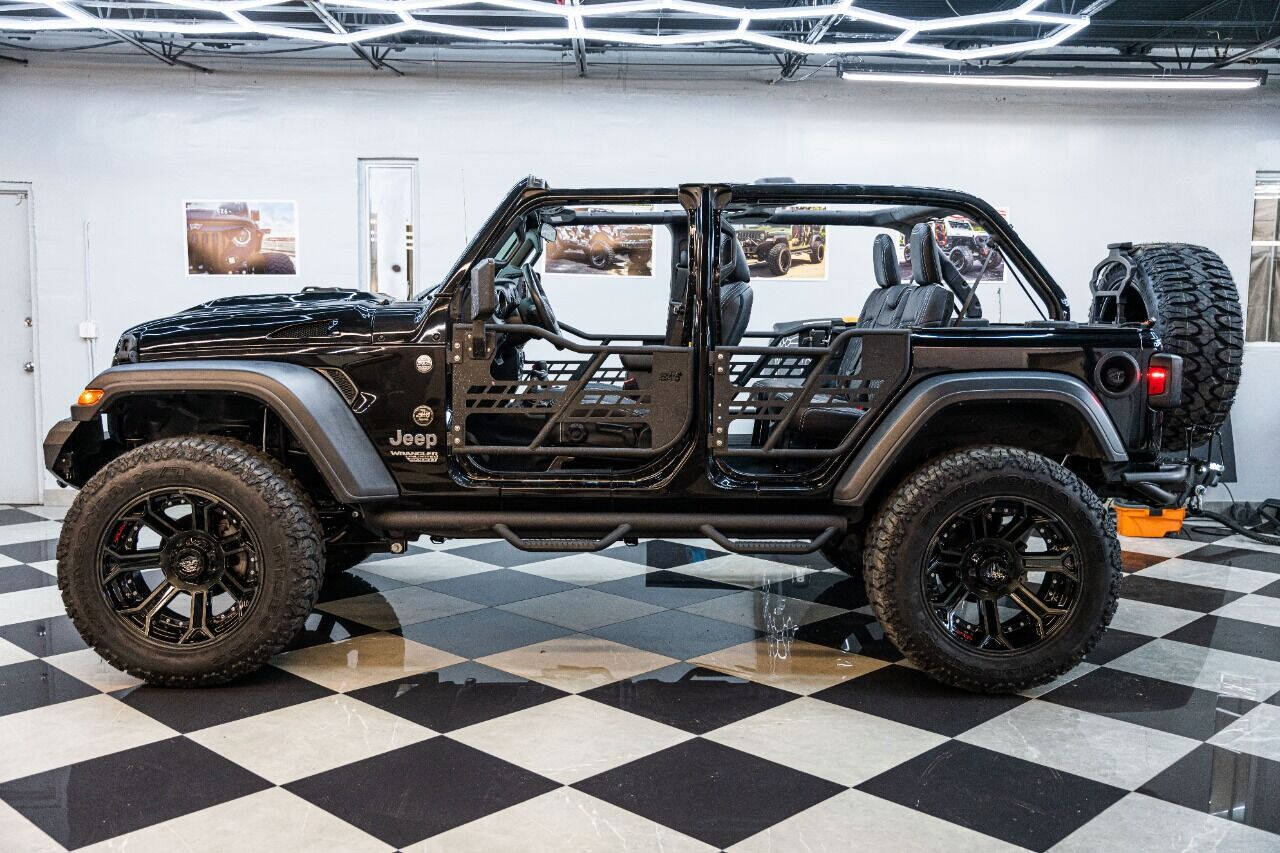 2018 JEEP Wrangler SUV / Crossover - $44,999