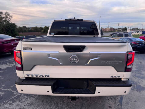 2023 Nissan Titan Platinum Reserve
