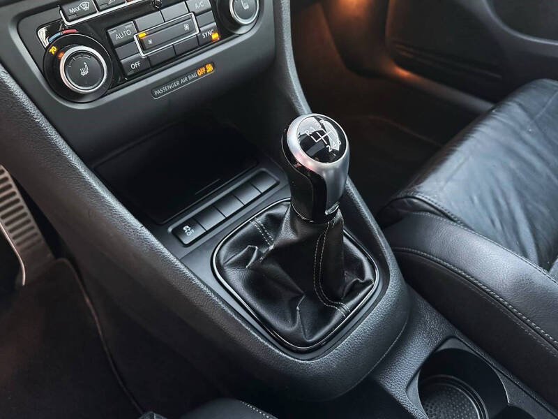 2013 Volkswagen Golf R 4Motion