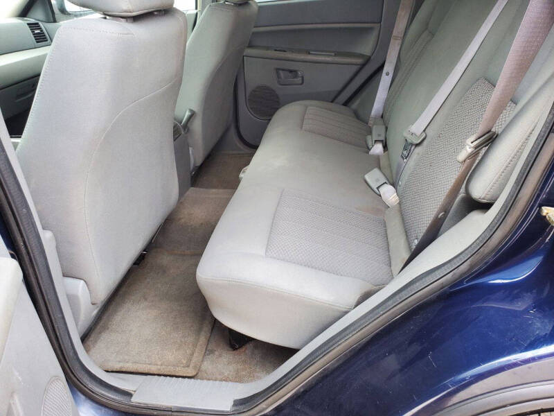 2005 Jeep Grand Cherokee Laredo