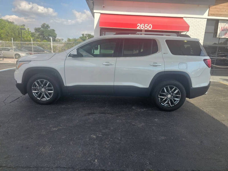 2017 GMC Acadia SLT-1