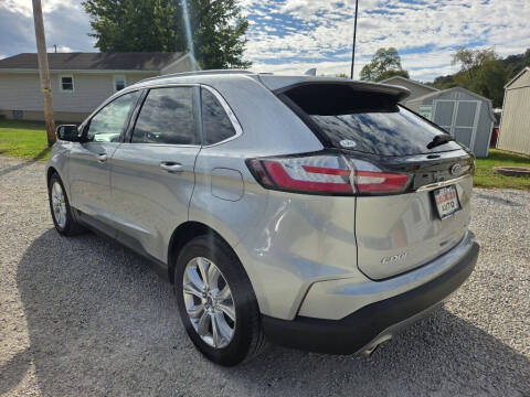 2020 Ford Edge Titanium