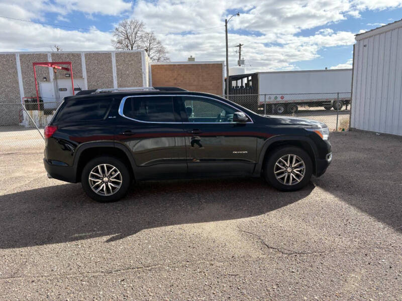 2017 GMC Acadia SLE-2