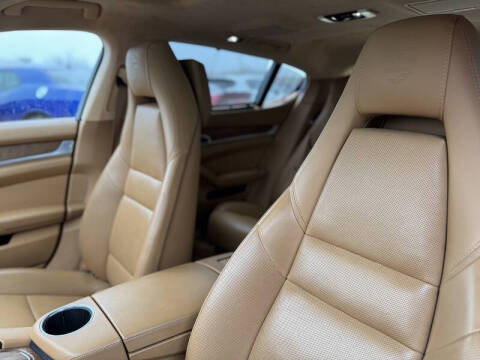 2015 Porsche Panamera 4S Executive