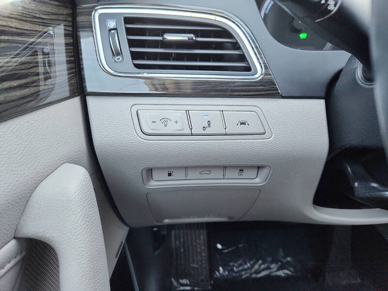 2017 Hyundai Sonata Hybrid