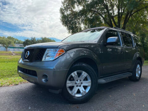 2007 Nissan Pathfinder for sale at Powerhouse Automotive in Tampa FL