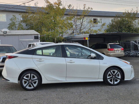 2016 Toyota Prius Four Touring