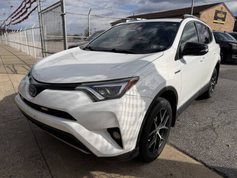 2017 Toyota RAV4 Hybrid SE
