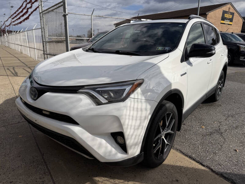 2017 Toyota RAV4 Hybrid SE