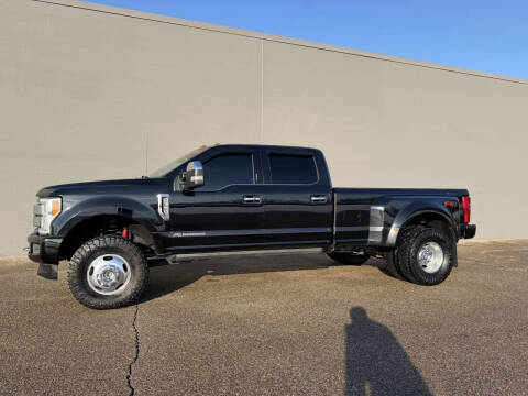 2017 Ford F-350 Super Duty Platinum