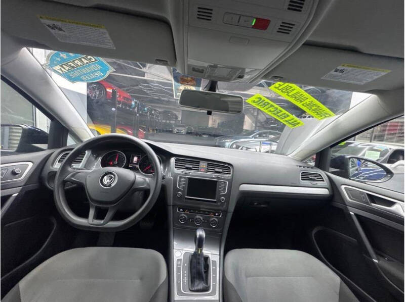 2016 Volkswagen e-Golf SE