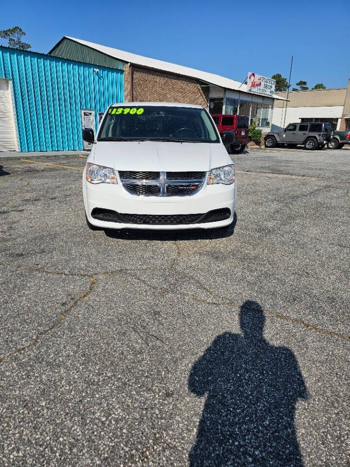 2016 Dodge Grand Caravan for sale at Knight Motor Company in Valdosta, GA