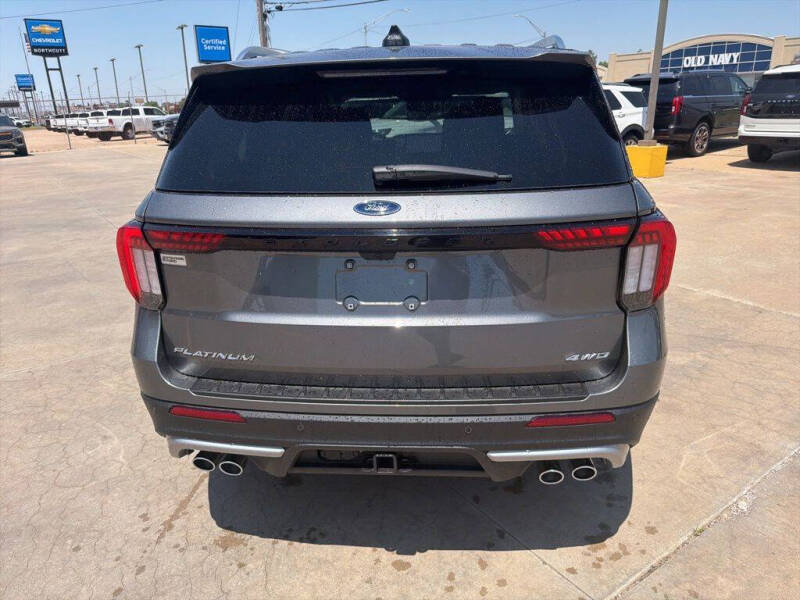 2025 Ford Explorer Platinum