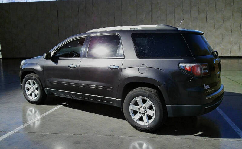 2015 GMC Acadia SLE-2