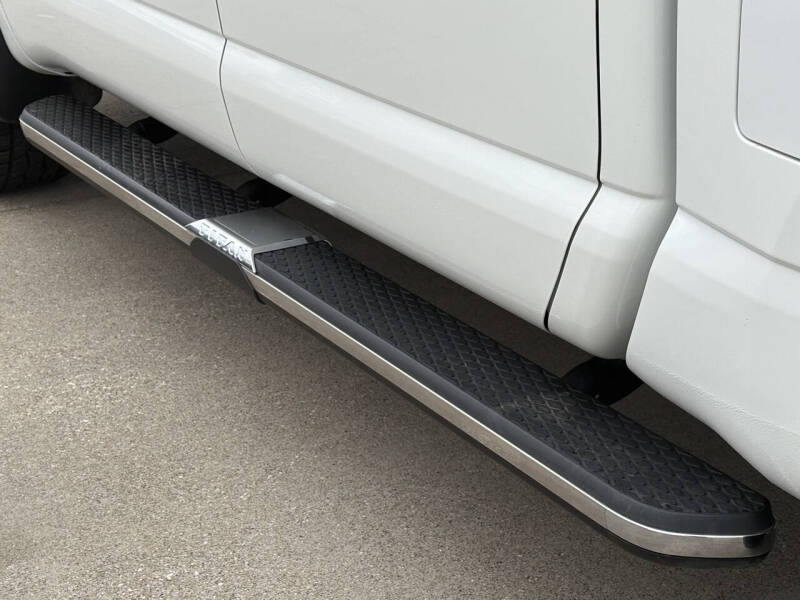 2020 Nissan Titan SL