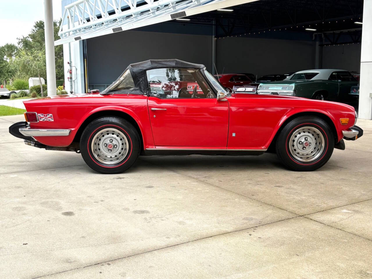 1976 Triumph TR6 21
