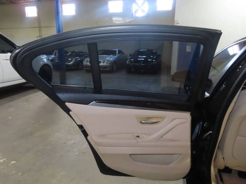 2014 BMW 5 Series 528i