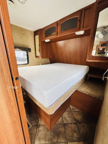 2013 Dutchmen 261BHS