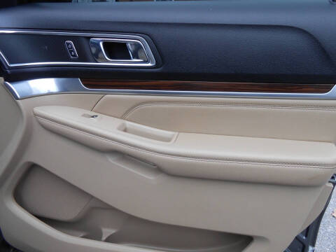 2017 Ford Explorer Limited