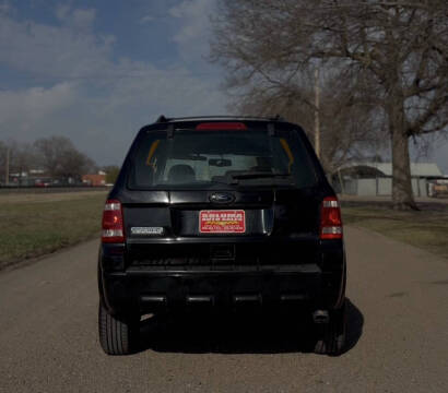 2010 Ford Escape XLS