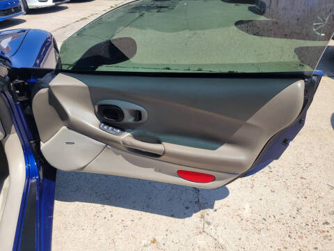 2004 Chevrolet Corvette