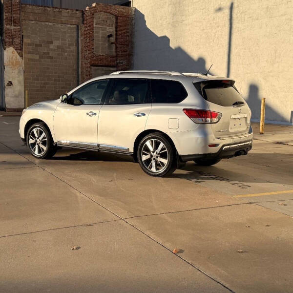 2014 Nissan Pathfinder Platinum