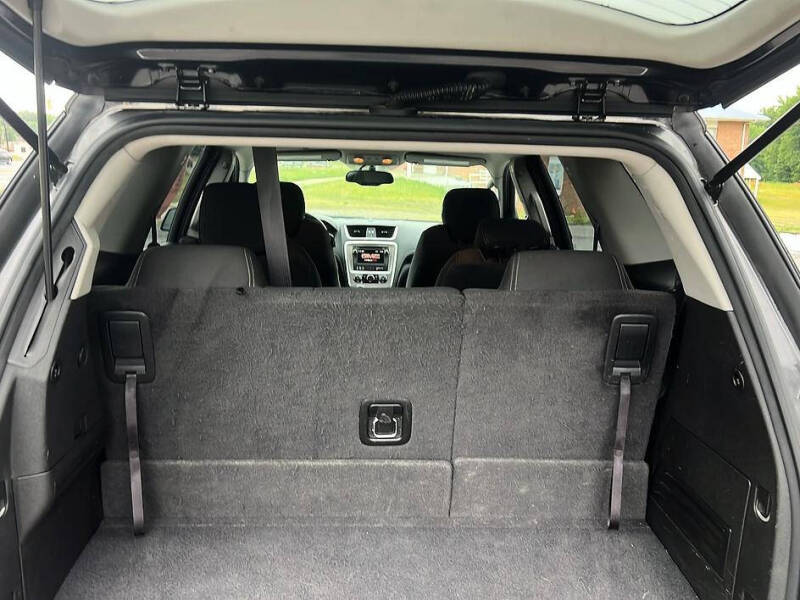 2015 GMC Acadia SLE-2