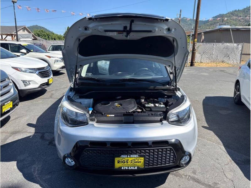 2016 Kia Soul +