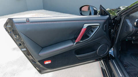 2017 Nissan GT-R NISMO