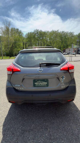 2020 Nissan Kicks SV