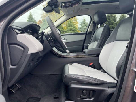 2025 Land Rover Range Rover Velar P400 Dynamic SE