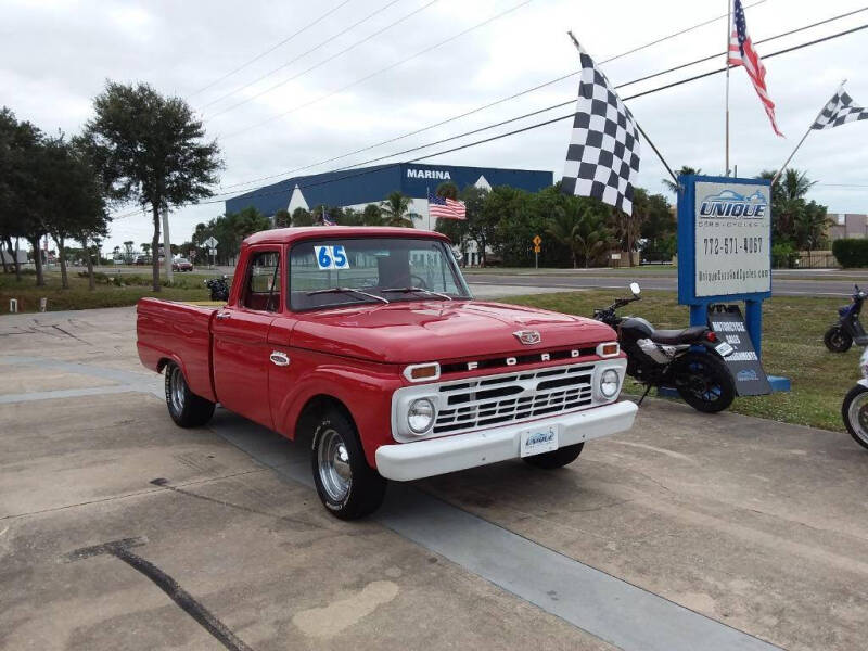 1965 Ford F-100