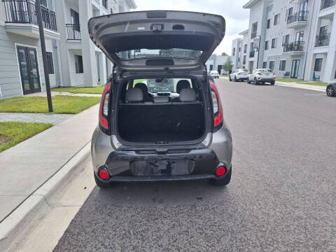 2016 Kia Soul +
